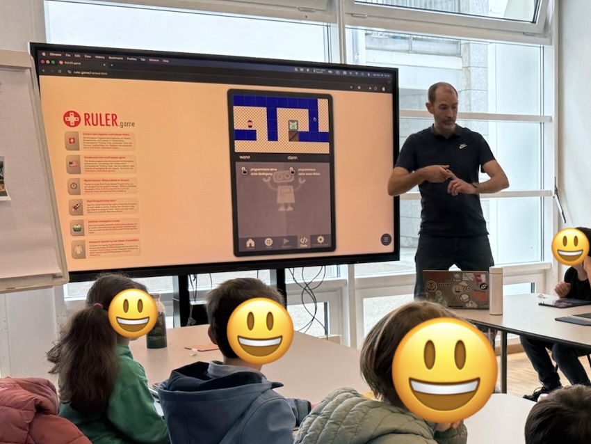 MINT Kurs: Primarschüler programmieren Videogames